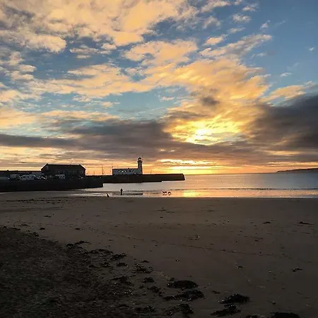 Queen's Cliff Holiday home Scarborough